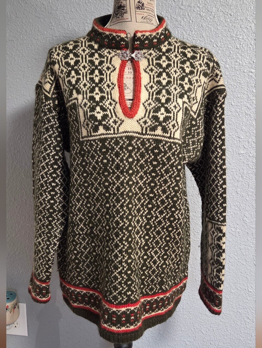 Norwegian Hand Knit Wool Sweater Made in Norway Unisex Lrg. Olive, Ivory, Orange